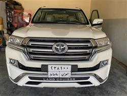 تۆیۆتا لاند کروزەر